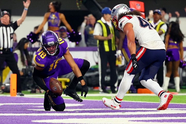 Kiitospäivän ottelu New England Patriotsin ja Minnesota Vikingsin välillä